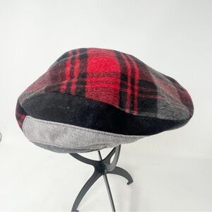 GRACE HATS Men’s Red Black Plaid Newsboy Flat Cap Wool Blend Adjustable OS